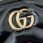 Gucci GG Marmont Series of small shoulder bag Black